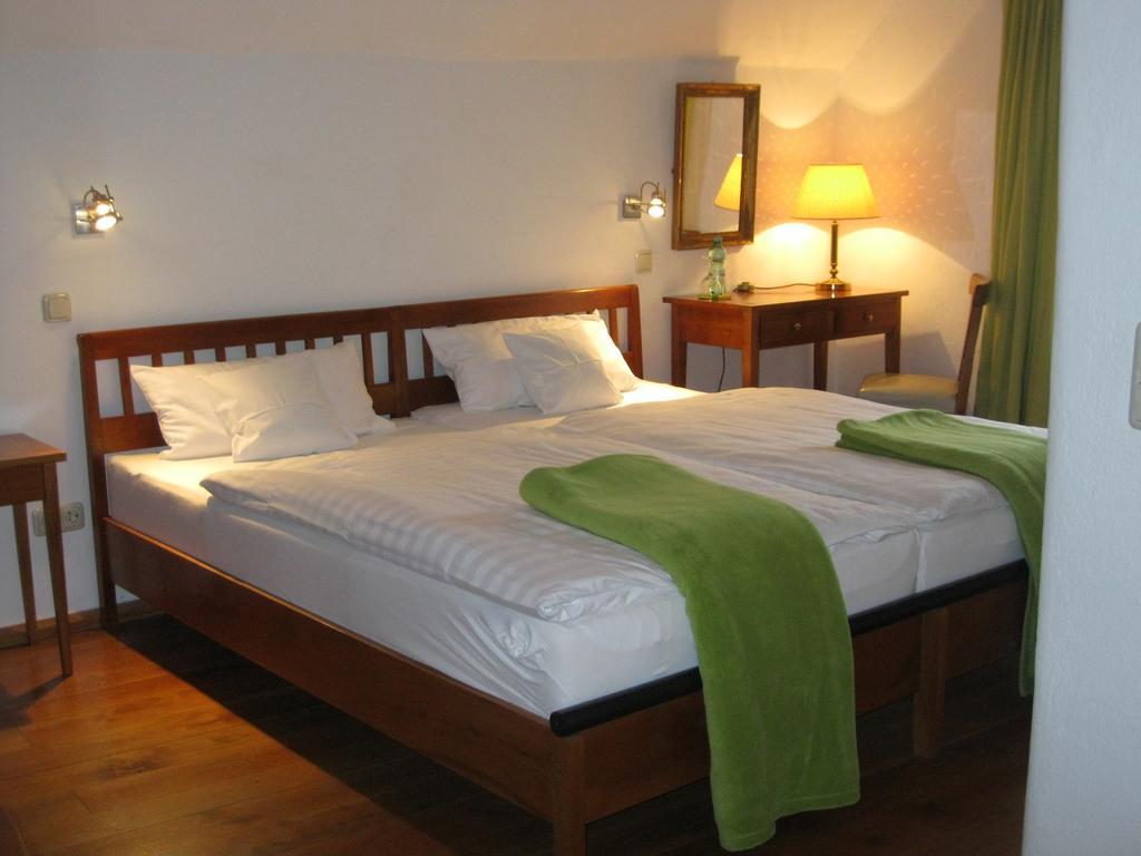 Hotel Maternushof Pomster Esterno foto